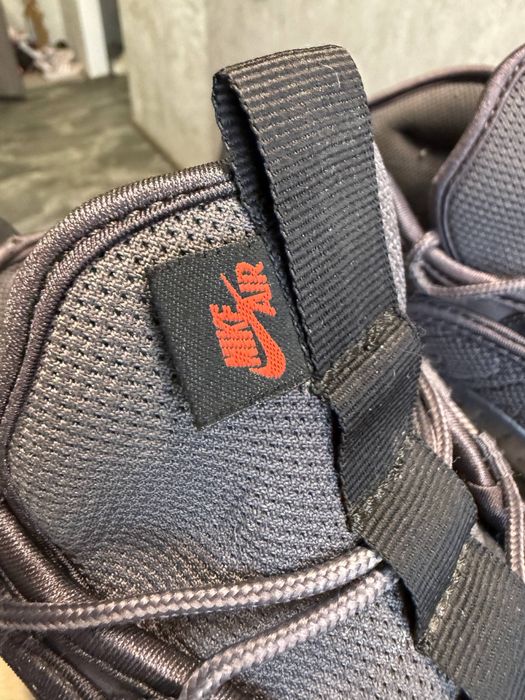 Nike Air Max Axis mid