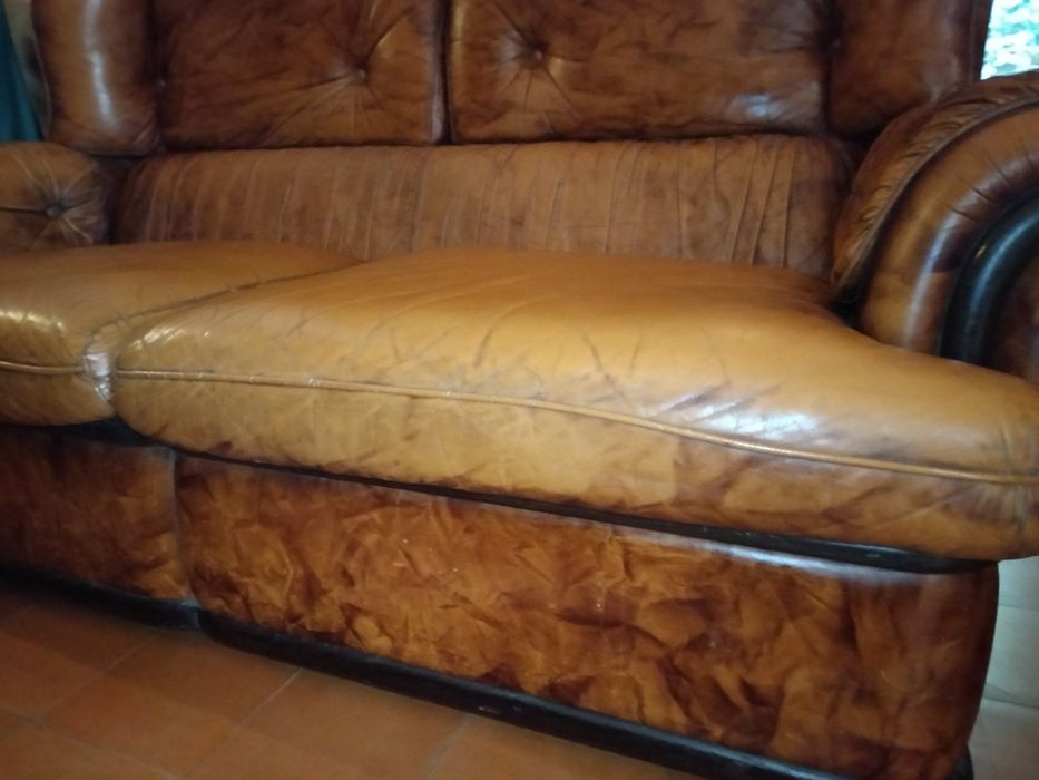 Sofá pele 2 lugares