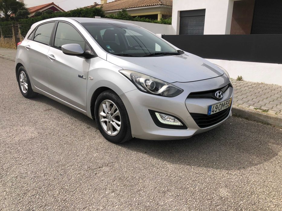 Hyundai I30   1.4 CRDI  Nacional
