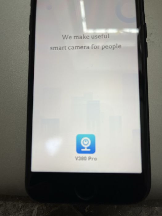 Продам Iphone SE 2020 64g