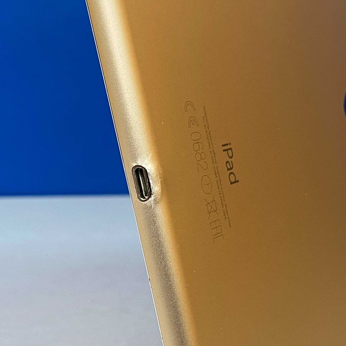 Apple iPad Pro 12.9" (1ª Geração - 2015) Gold - 128GB - Wi-Fi