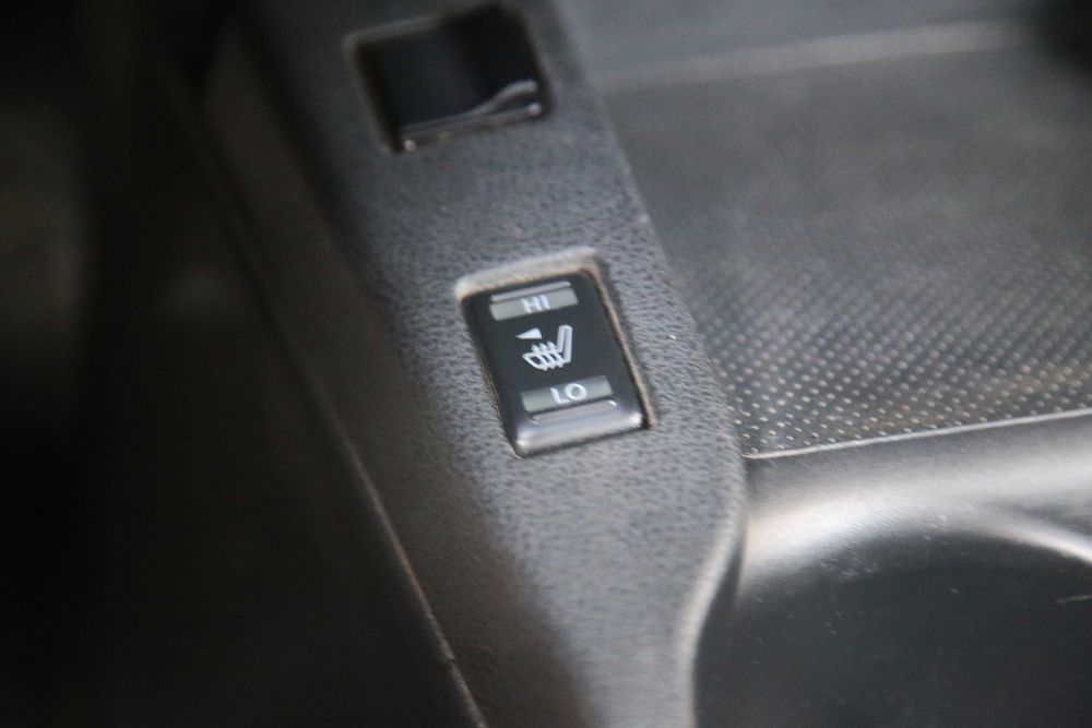Продам Nissan Leaf