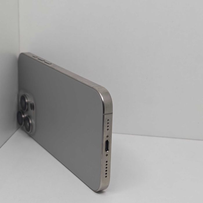 iPhone 16 Pro Max 256GB – Como Novo | Garantia | Financiamento