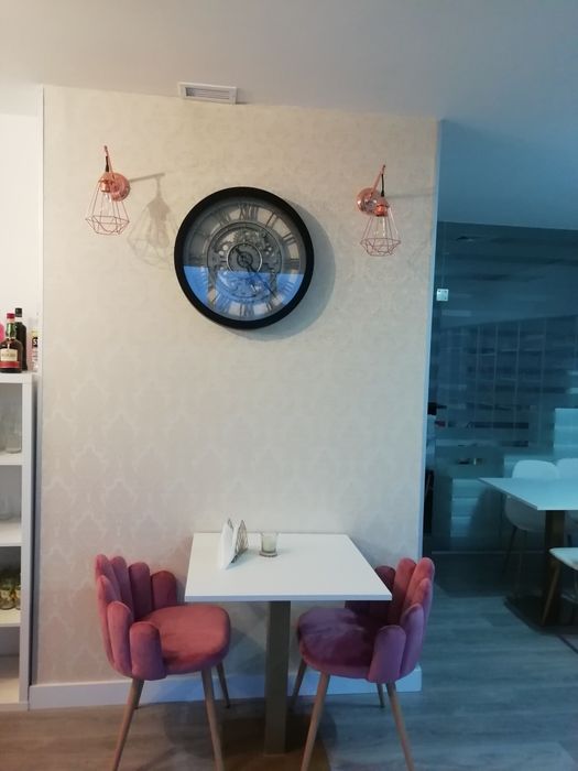 Colocação de papel de parede