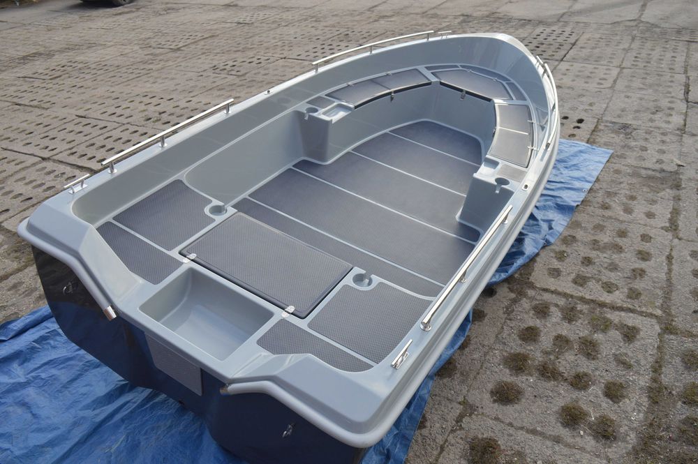 Łódka Wiosłowo-Wędkarska MANTA 440