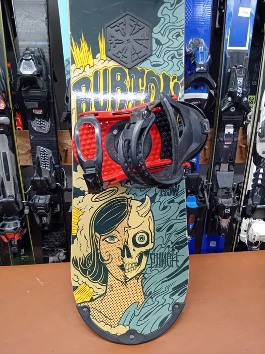 Snowboard Burton z wiązaniami