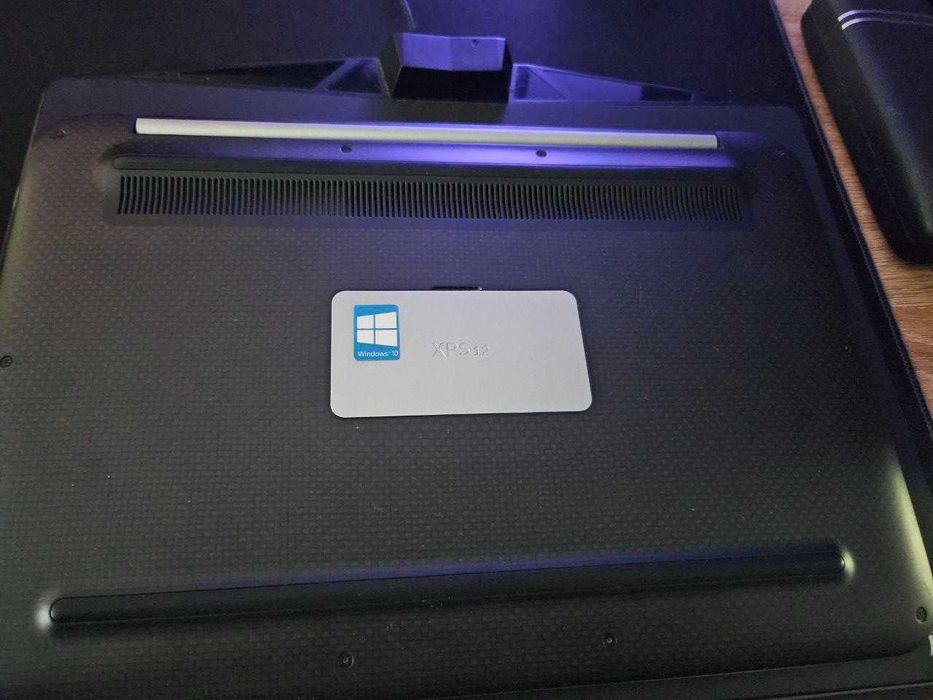 Dell XPS 12-9Q33 i7 8G 512GB + Gratis Etui
