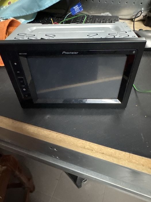 Autorrádio Pioneer DMH-A240BT