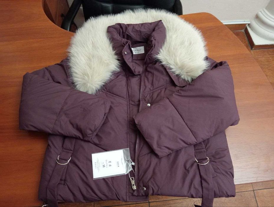 Куртка женская с воротником