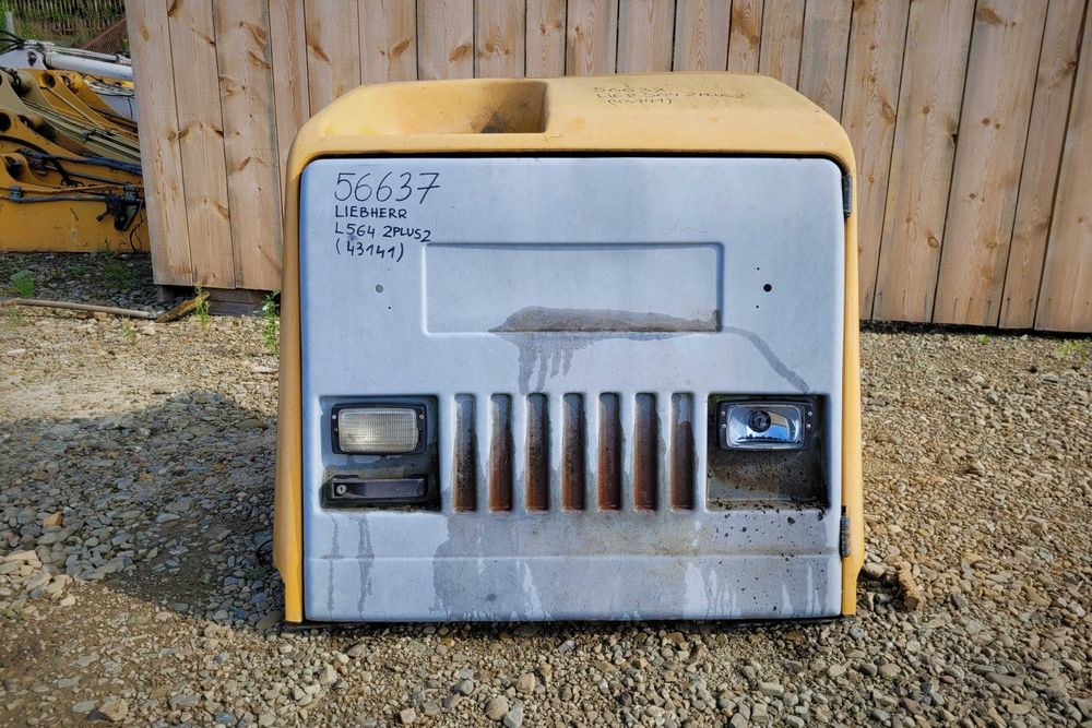 Klapa tylna do ładowarki Liebherr L564. Drzwi, błotniki