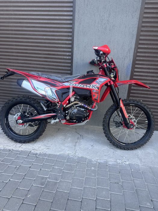 Продам  Spark  SP300P-1