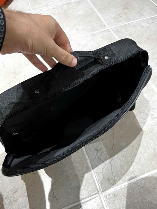 Simple Hand Carry Case for Office64750951618563122