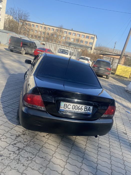 Mitsubishi Lancer 1,6 Comfort