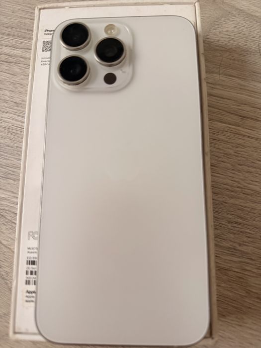 Iphone 15 Pro Max 256 Branco / excelente estado