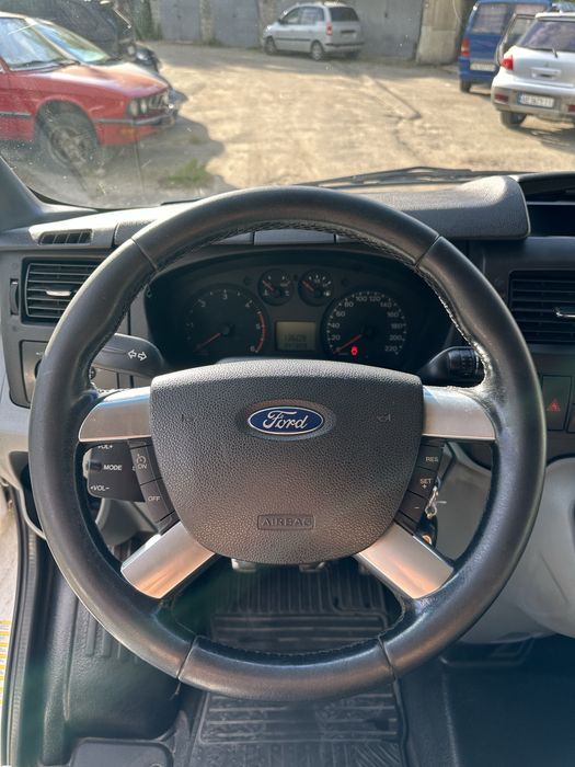 Ford Transit 2012