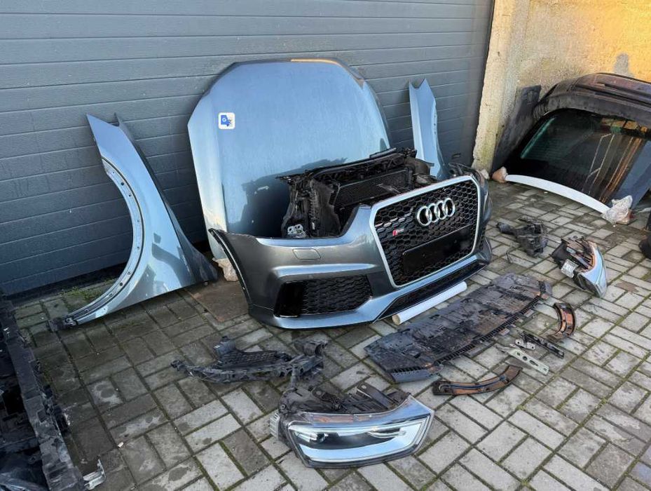 Комплект переду Audi RSQ3 8U