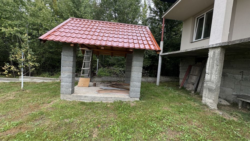 Продається двоповерховий будинок, с. Барвінок, вул. Виноградна!