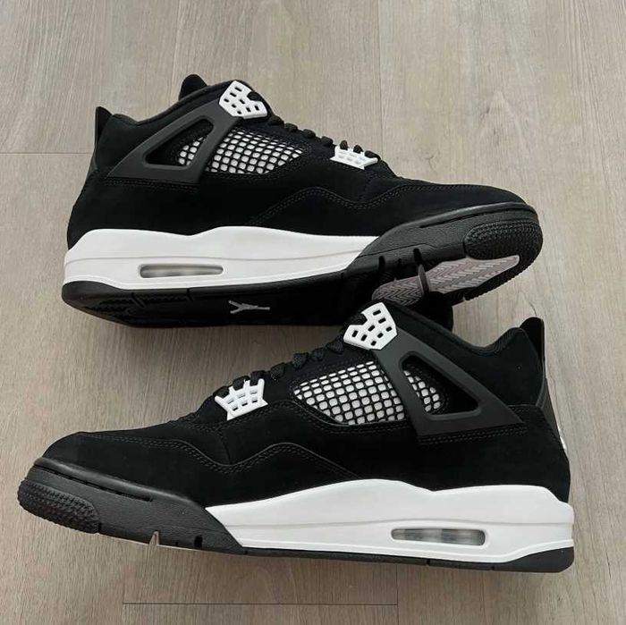 Jordan 4 retro White Thunder R.46