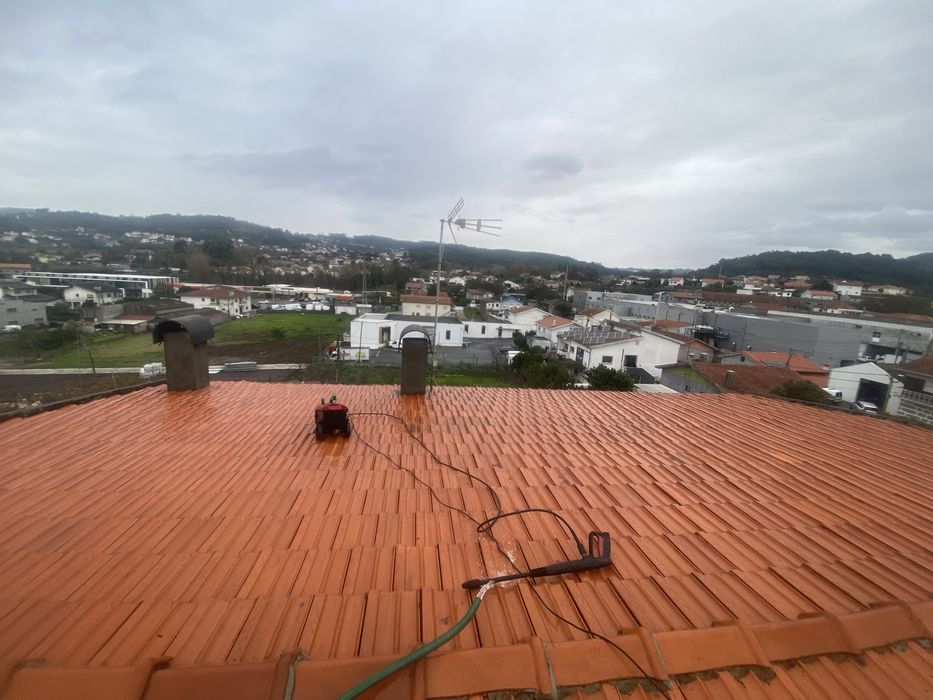 Lavagens de telhados muros fachadas