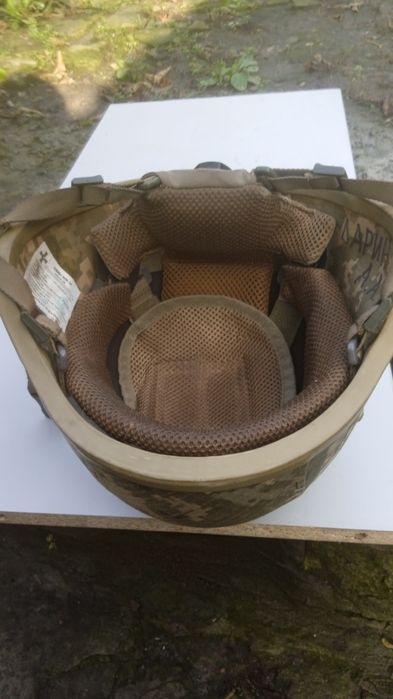 Тактичний шолом.