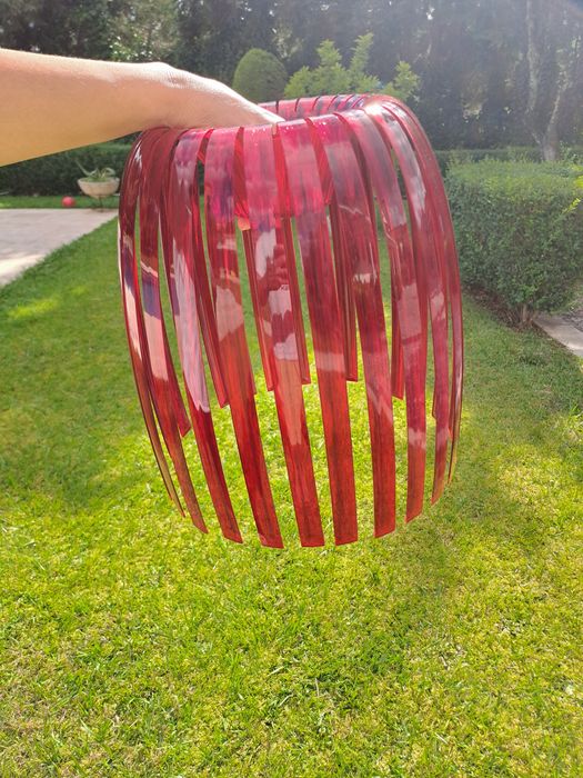 Abajur acrílico vermelho