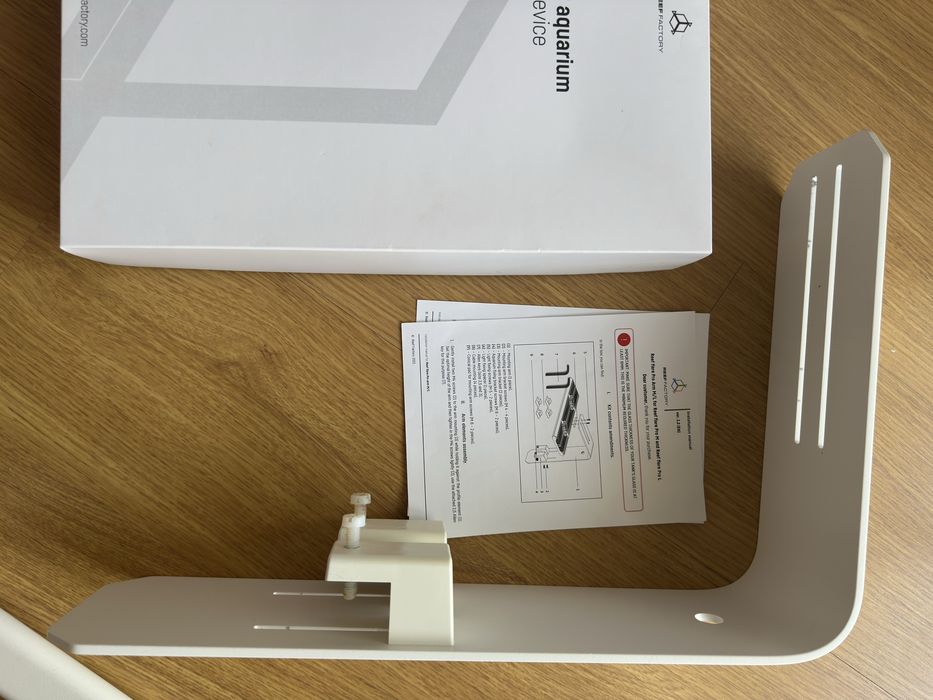 Reef Flare M com suporte de aquario