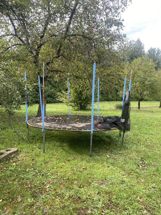 Trampolina ogrodowa duża