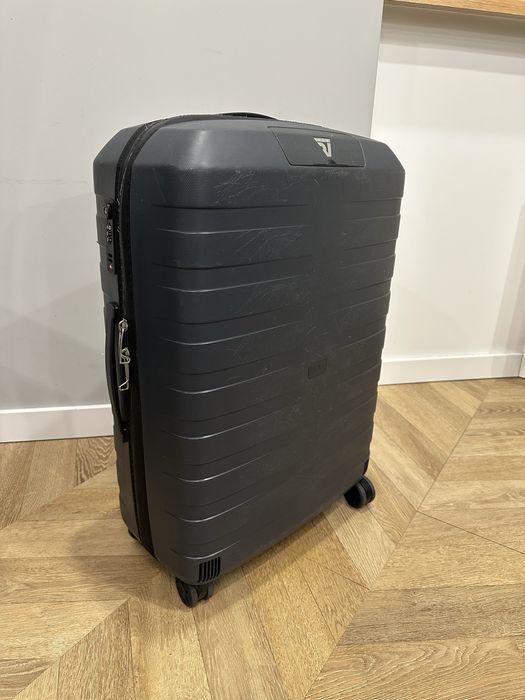 Валіза Roncato box sport 2.0 . Середня. Супер легка і надійна