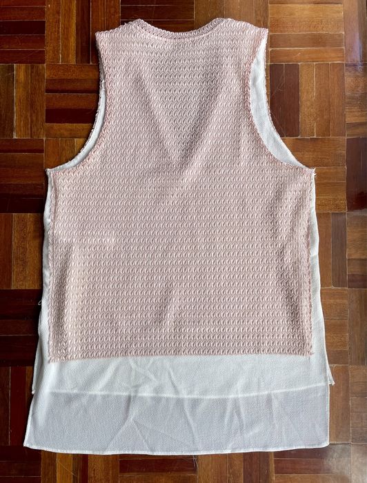 Top branco e rosa (Zara, tamanho S)