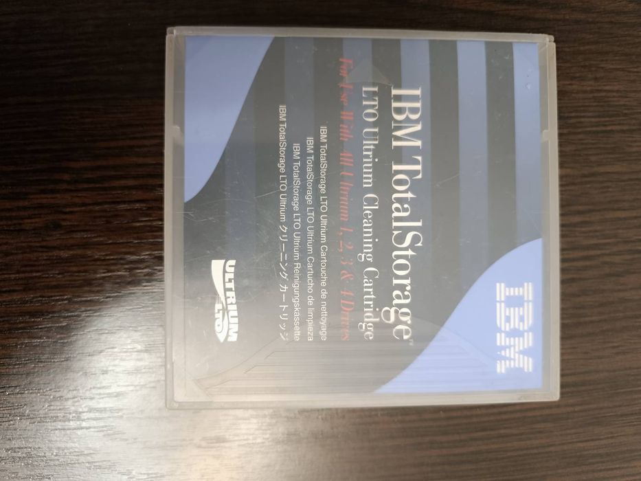 Универсальный чистящий картридж IBM Ultrium LTO Universal Cleaning Car