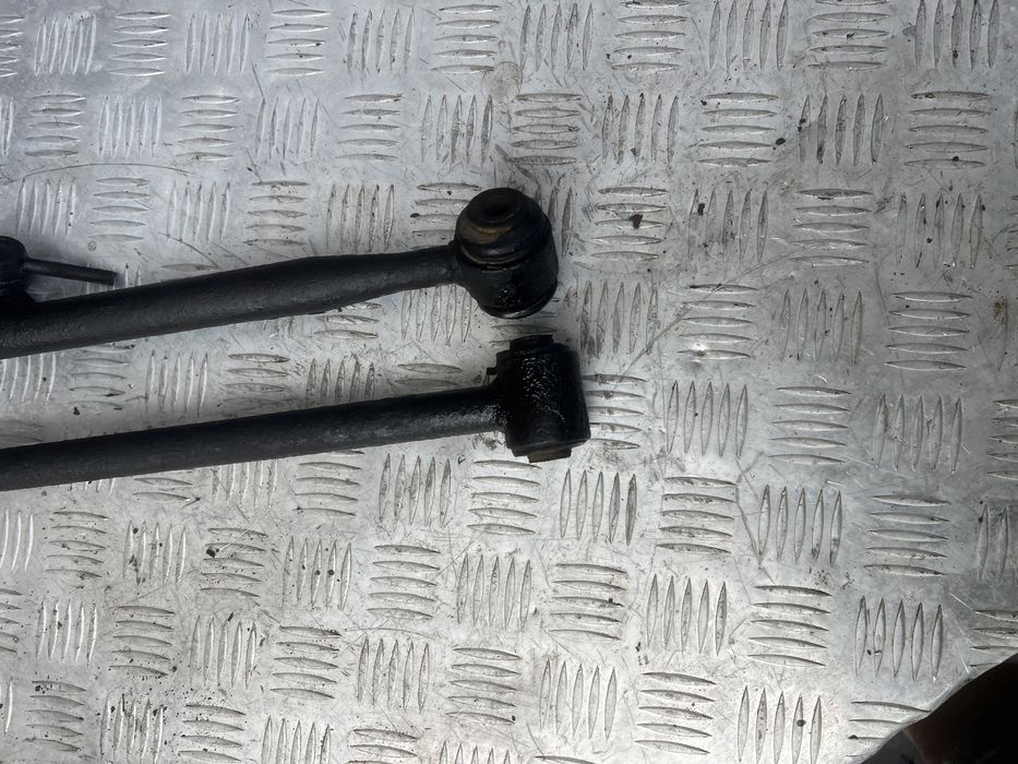 Задняя тяга Тойота рав4 год 04 toyota rav4