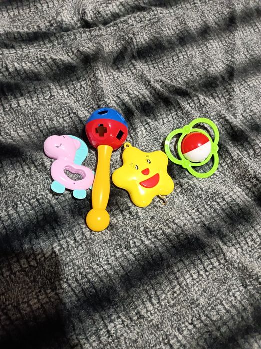 Іграшки розвивайки для малюків від 15 грн