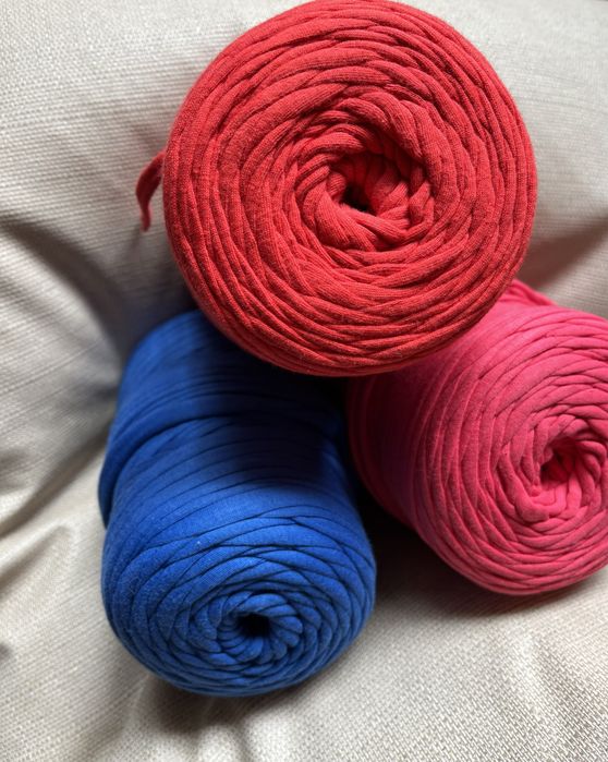 Ráfia colorida nova para combinar com imaginação