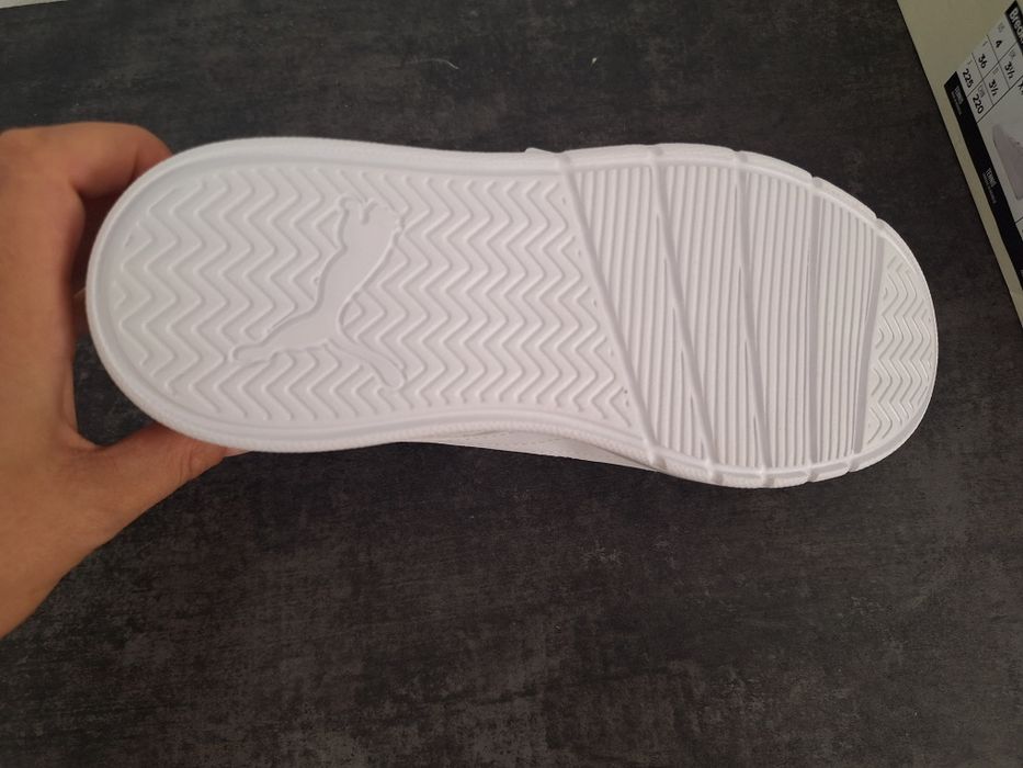 Дитячі кросівки Puma Courtflex V3