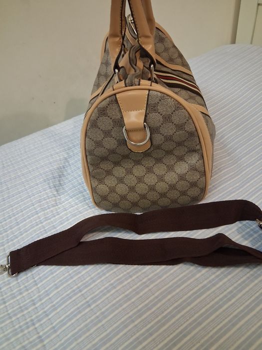 Mala Gucci como nova