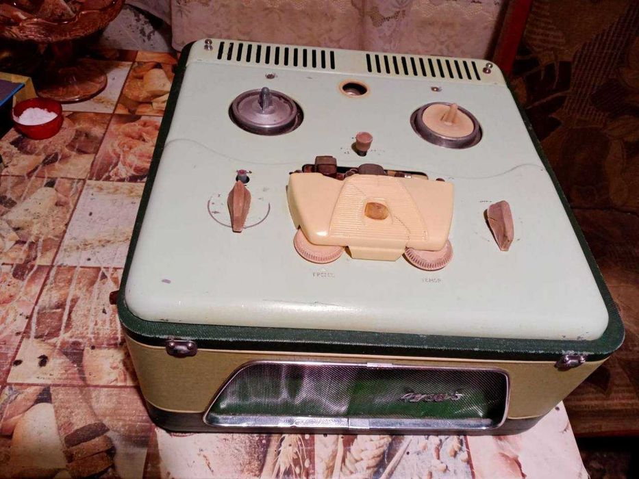 Магнітофон Яуза-5