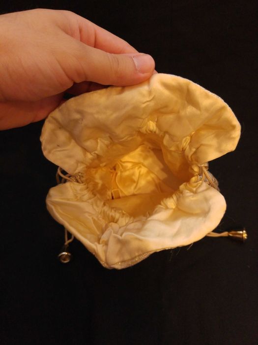 Torebka, sakiewka złota