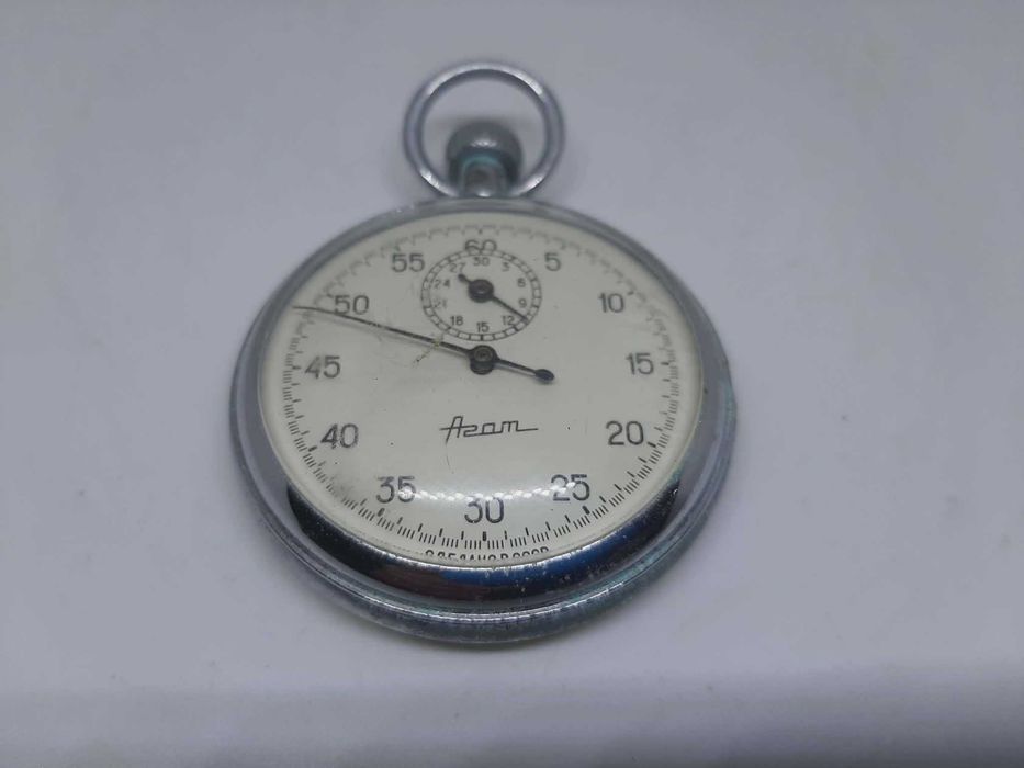 Stary radziecki stoper mechaniczny Azam