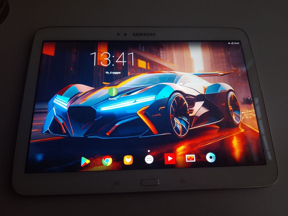 Планшет Samsung Galaxy Tab 3 10"