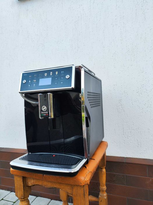 Кавомашина кофемашина Saeco Xelsis SM7580