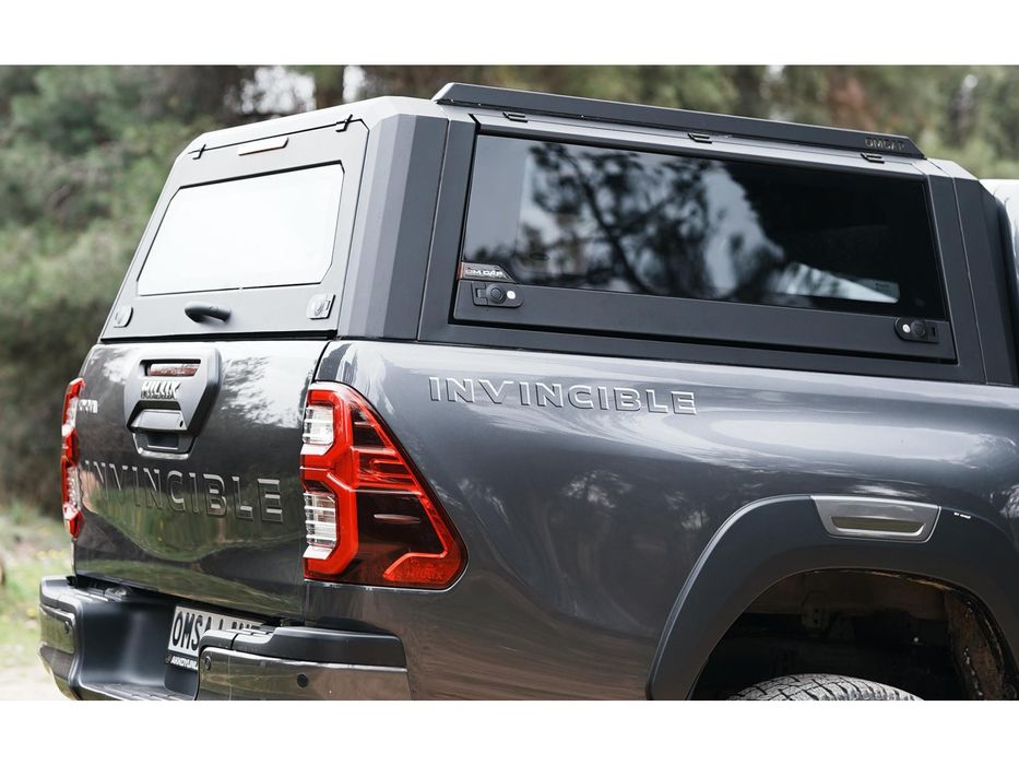 Toyota Hilux 2015- рр. Кунг Omcap