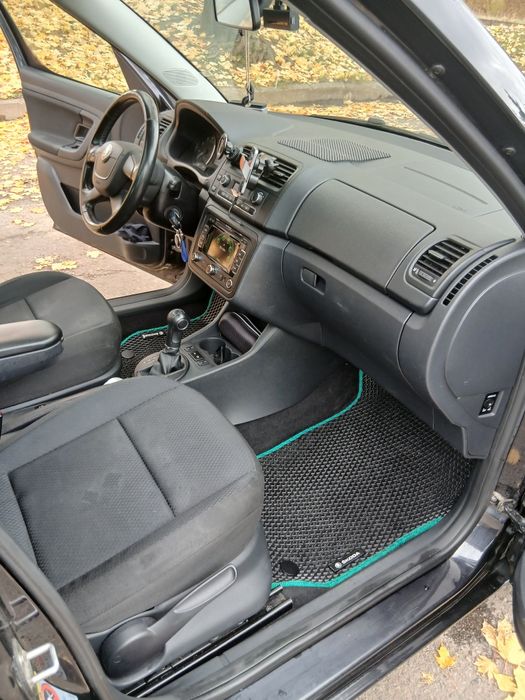 Продам автомобіль Шкода Румстер 2011.р  1.2 бензин,в хорошому стані.!!