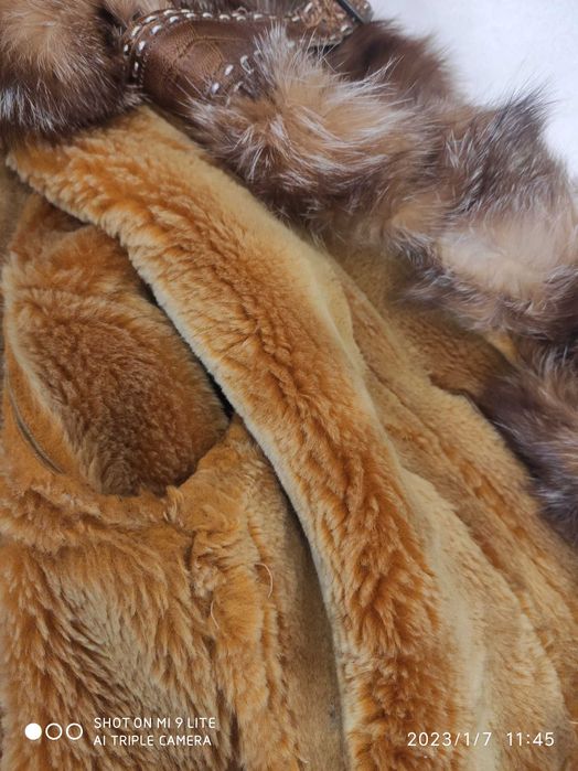 Продаю женскую дублёнку