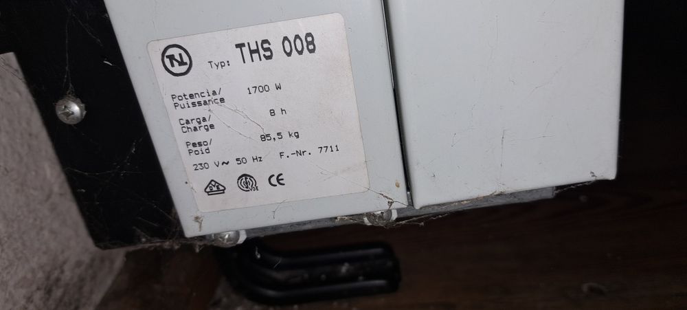 Piec akumulacyjny statycznym Technothrerm THS 008