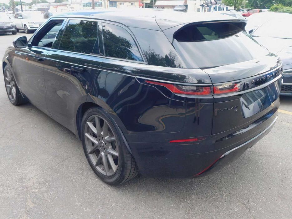Land Rover Range Rover Velar      2021