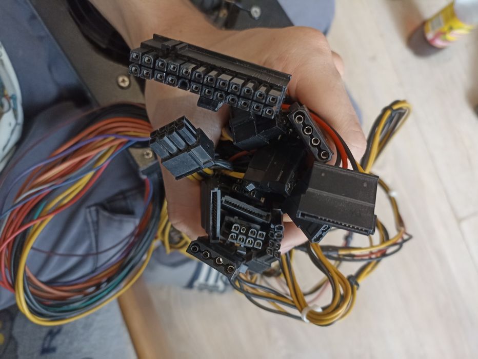 Продам майнерський БП Baijin Power Supply 1600W (80 PLUS Gold).
