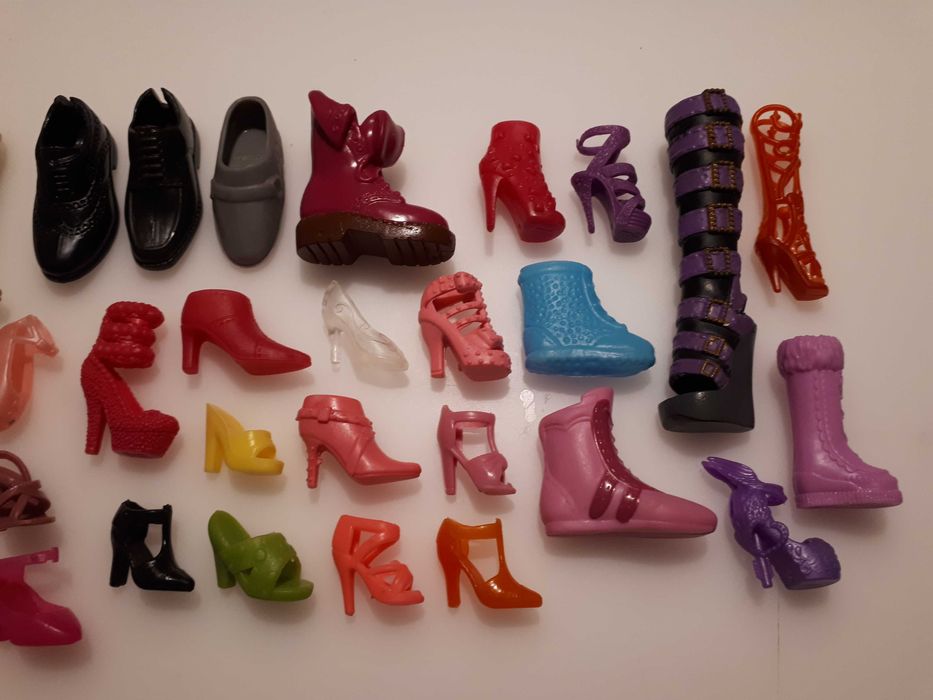 Buty Barbie szukają pary
