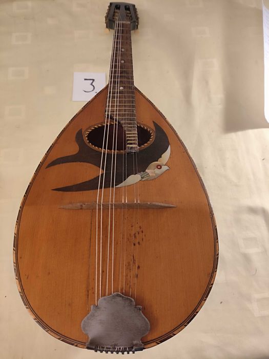 Mandolina typu gruszka