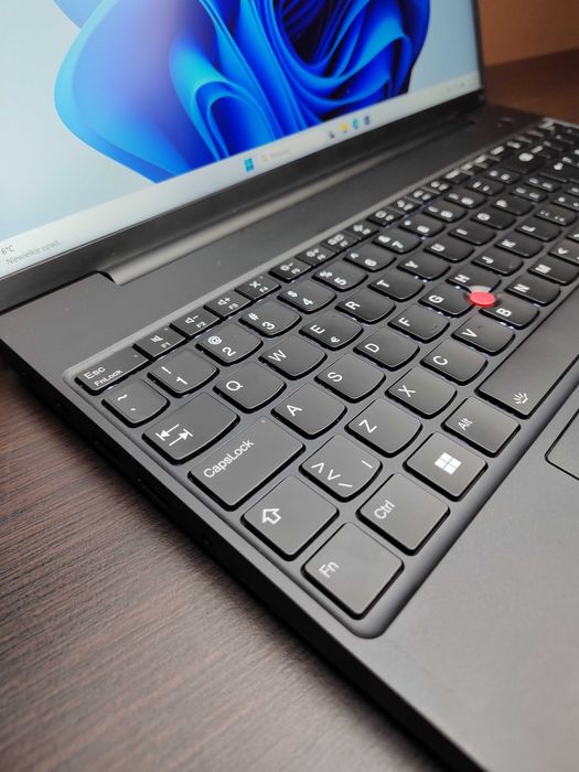 LAPTOP | Lenovo ThinkPad E16 G1 | i7-1335U | 16GB RAM | 512SSD | W11