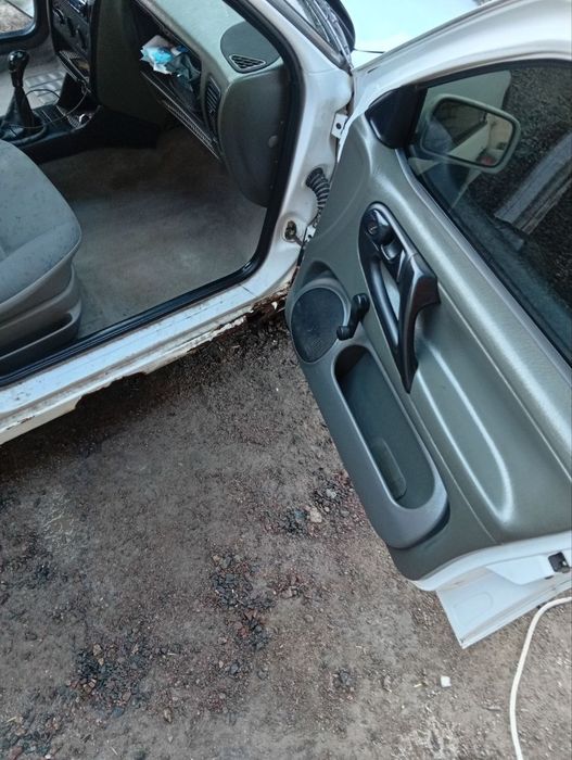 Volkswagen Polo 1995 VIN WVWZZZ6NZSY129778 фото оголошення 4 з 8